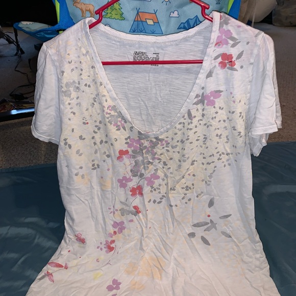 Women’s shirts - Picture 2 of 10